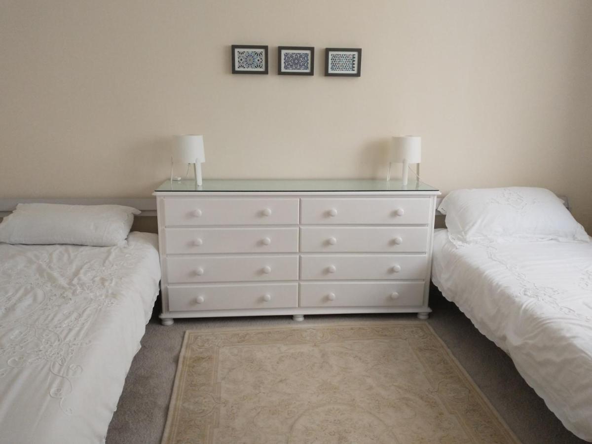 Spacious 2-Bed Apartment In Ruthin Dış mekan fotoğraf