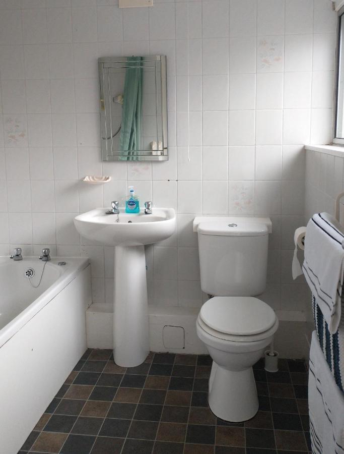 Spacious 2-Bed Apartment In Ruthin Dış mekan fotoğraf